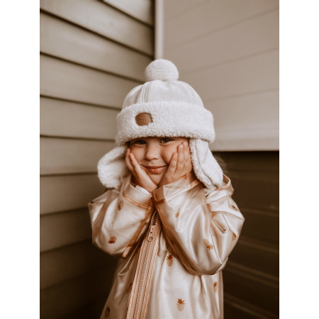 Biela zimná čiapka