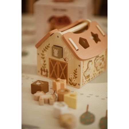 Montessori hračka pre dieťa